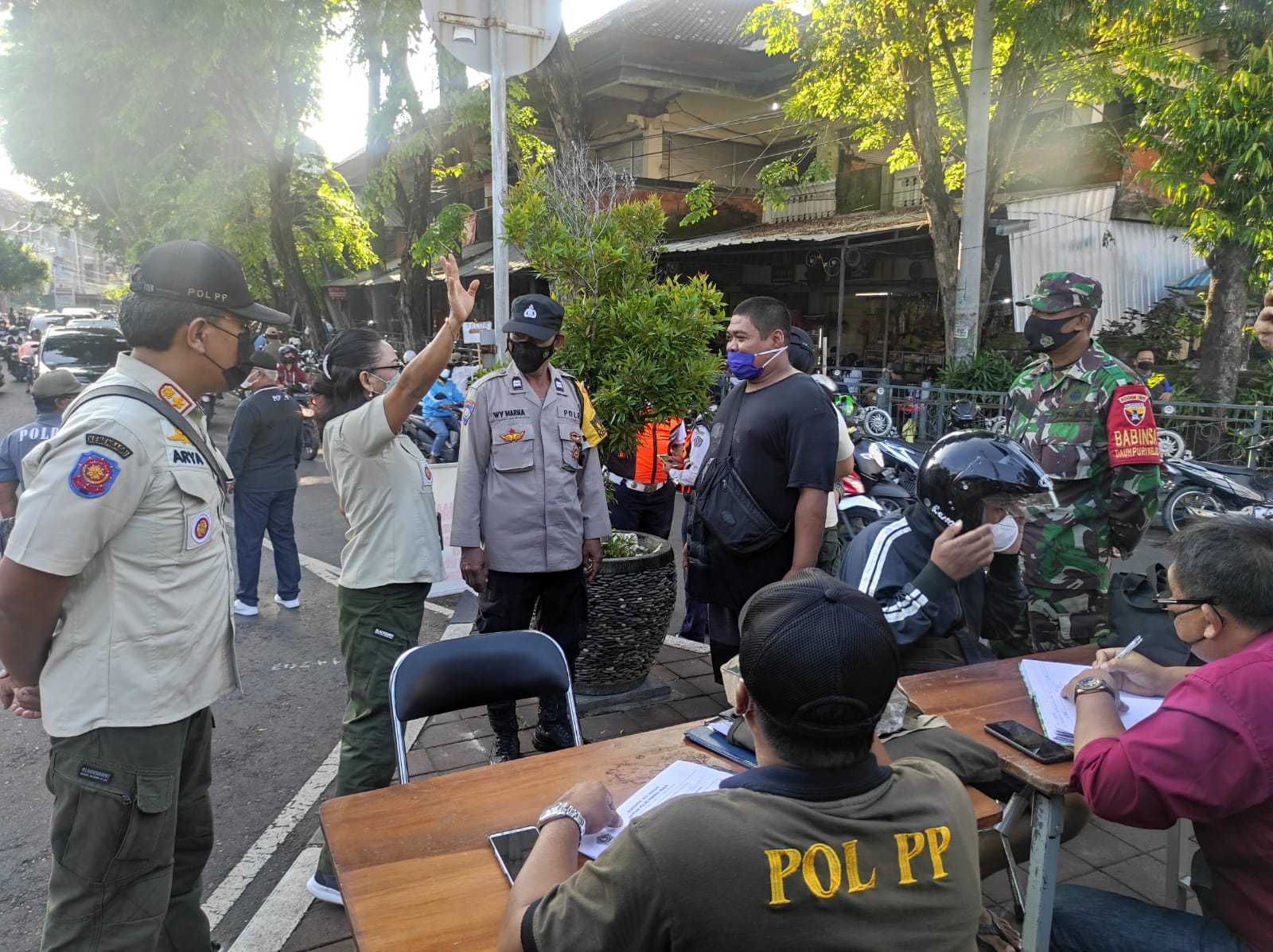 OPERASI PENERTIBAN PROTOKOL KESEHATAN