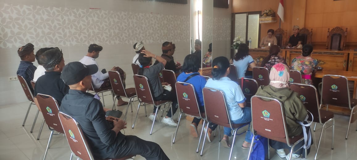 RAPAT RUTIN KDPAN DESA DAUH PURI KLOD