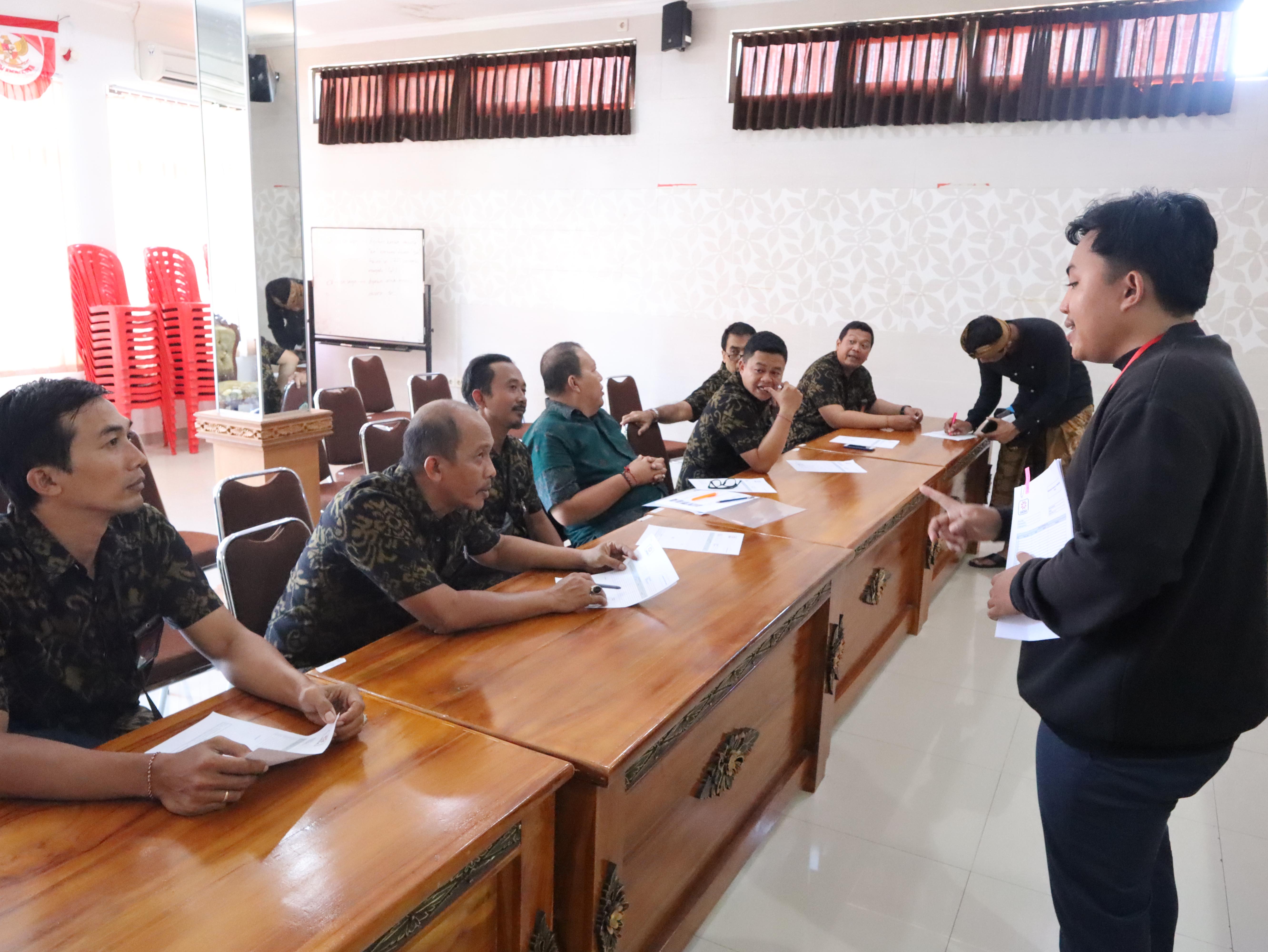 PELAKSANA KEWILAYAHAN MENDAMPINGAN TIM SURVEY PENERANGAN JALAN DARI KOTA DENPASAR