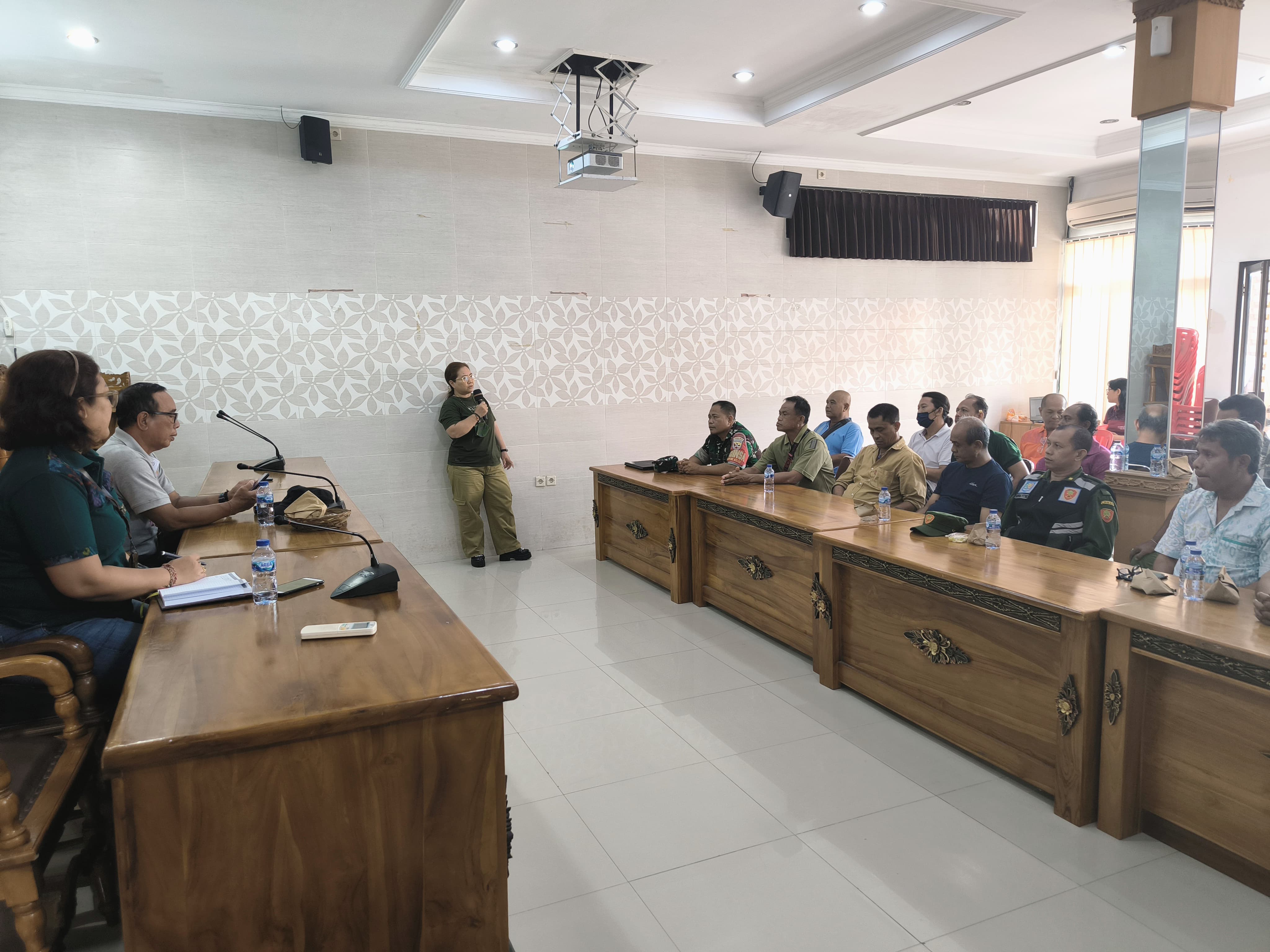 RAPAT KOORDINASI SATLINMAS DESA DAUH PURI KLOD