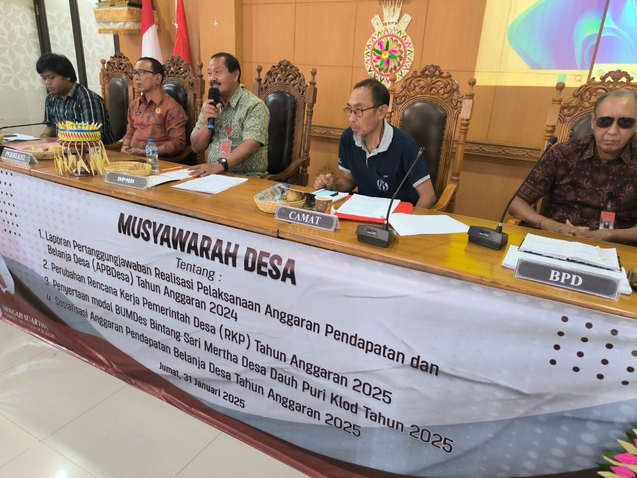 MUSYAWARAH DESA DAUH PURI KLOD : MEMBANGUN TRANSPARANSI DAN PARTISIPASI MENUJU DESA MAJU